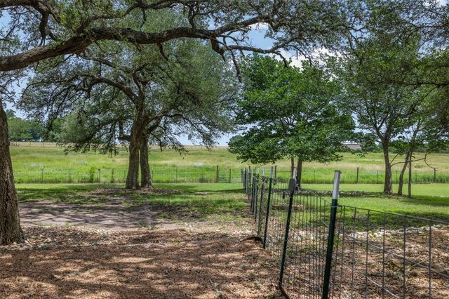5030 Frenzel Road, Round Top, TX 78954