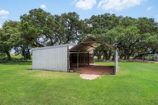 5030 Frenzel Road, Round Top, TX 78954