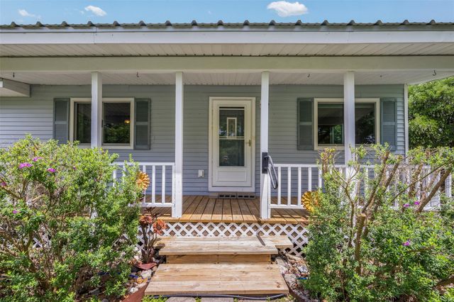 5030 Frenzel Road, Round Top, TX 78954