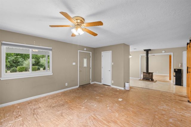 5030 Frenzel Road, Round Top, TX 78954