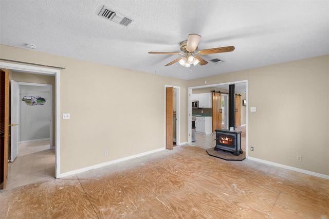 5030 Frenzel Road, Round Top, TX 78954