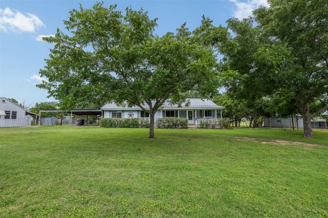 5030 Frenzel Road, Round Top, TX 78954