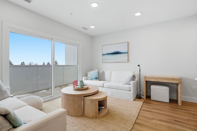 714 Randolph Street 413, Traverse City, MI 49684