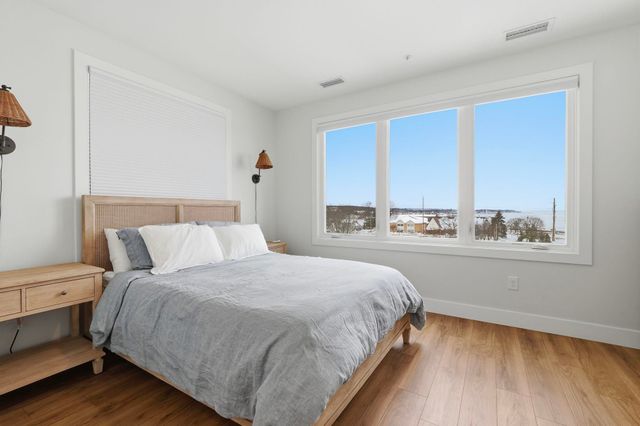 714 Randolph Street 413, Traverse City, MI 49684