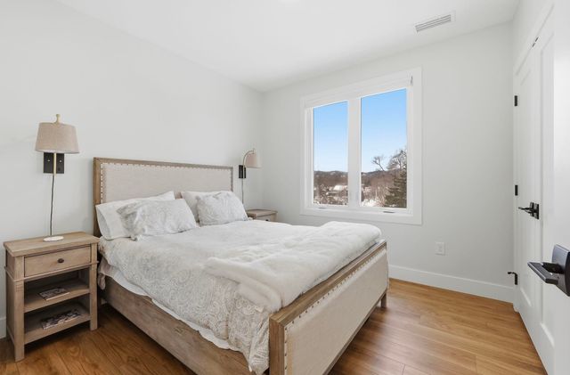 714 Randolph Street 413, Traverse City, MI 49684