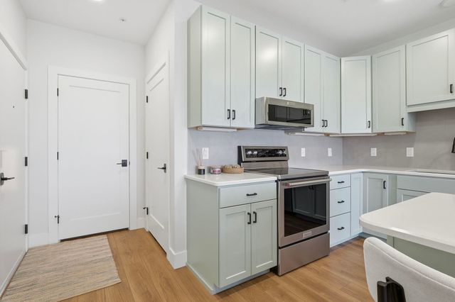 714 Randolph Street 413, Traverse City, MI 49684