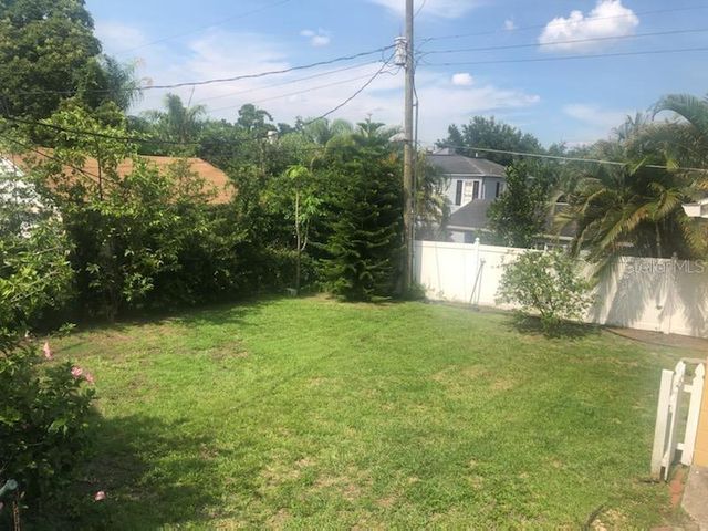 2706 FAIRMOUNT AVENUE, Lakeland, FL 33803