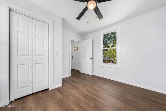 1007 Spring Street, Johnson City, TN 37604