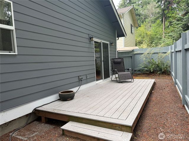 2252 W Rosecrans Court, Port Townsend, WA 98368