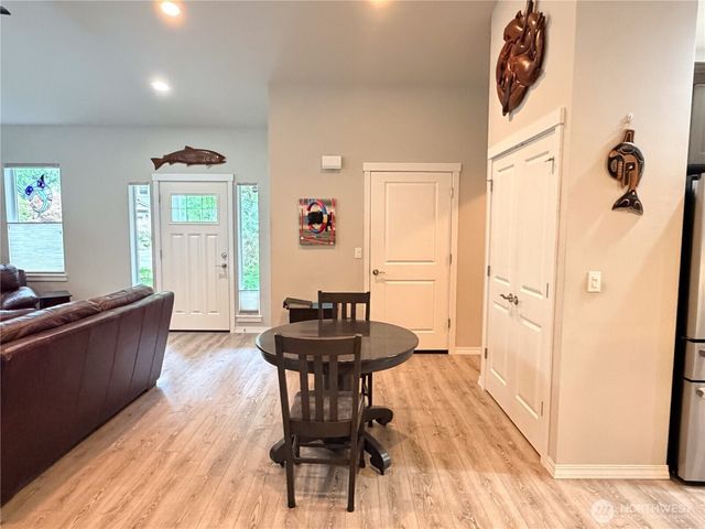 2252 W Rosecrans Court, Port Townsend, WA 98368