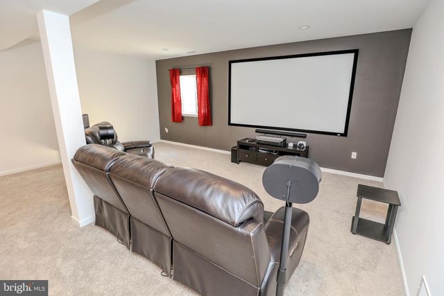 9 STONE MILL RD, Duncannon, PA 17020