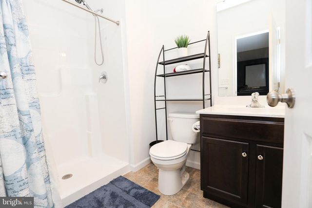 9 STONE MILL RD, Duncannon, PA 17020