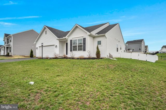 9 STONE MILL RD, Duncannon, PA 17020