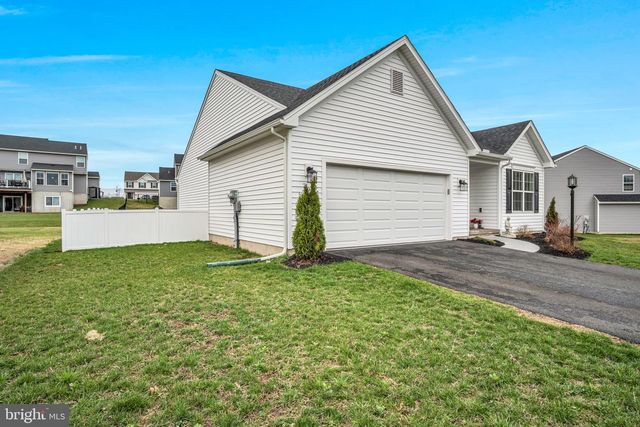 9 STONE MILL RD, Duncannon, PA 17020