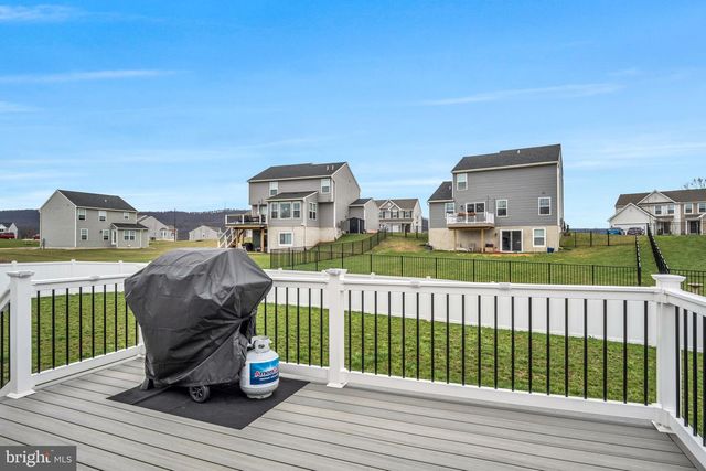 9 STONE MILL RD, Duncannon, PA 17020