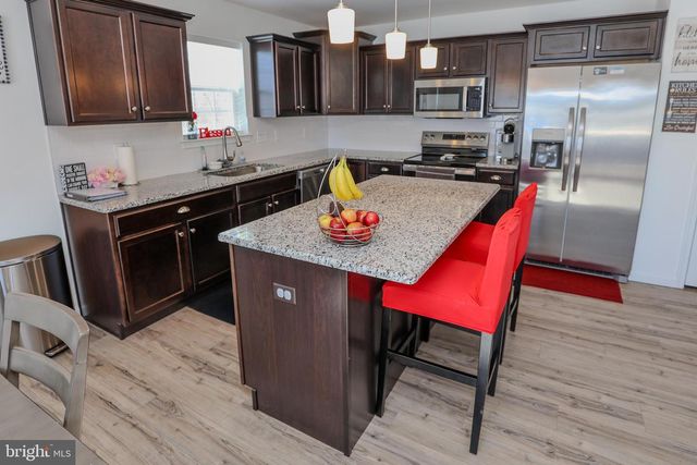 9 STONE MILL RD, Duncannon, PA 17020