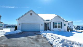 9 STONE MILL RD, Duncannon, PA 17020