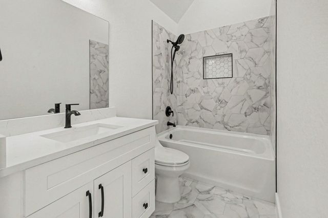 83 Bent Tree Lane, Montgomery, TX 77356