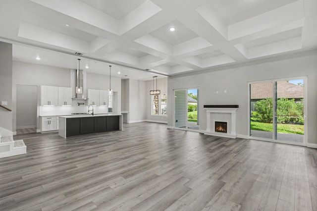 83 Bent Tree Lane, Montgomery, TX 77356