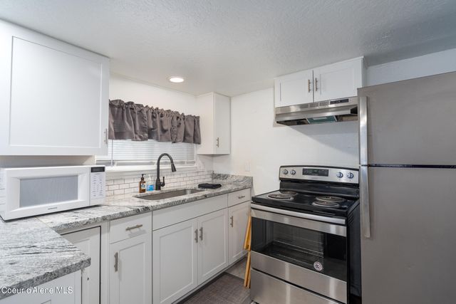 4470 E 16th AVE, TRLR 29, Post Falls, ID 83854