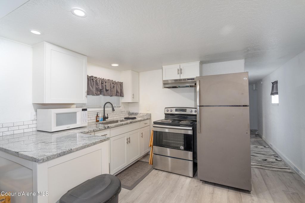 4470 E 16th AVE, TRLR 29, Post Falls, ID 83854