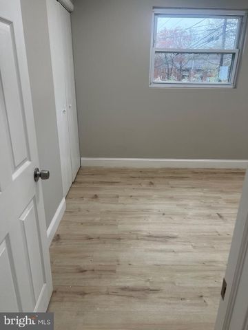3 LAKECREST CIR, Greenbelt, MD 20770