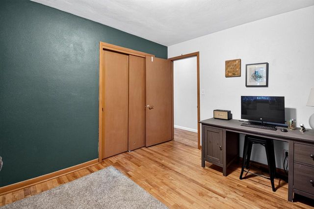 586 Oak STREET, Burlington, WI 53105