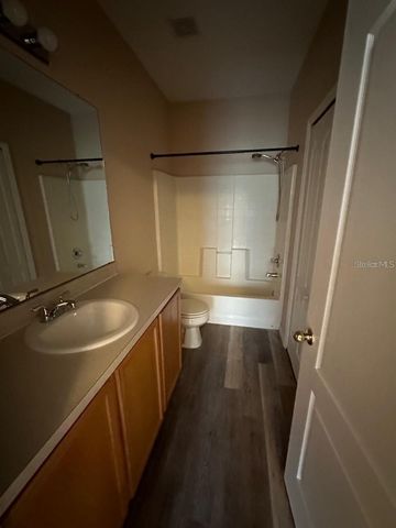 5882 FISHHAWK RIDGE DRIVE 0, Lithia, FL 33547