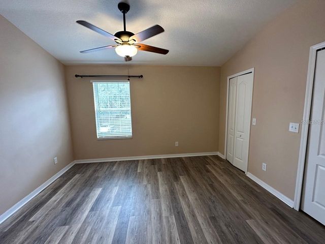 5882 FISHHAWK RIDGE DRIVE 0, Lithia, FL 33547