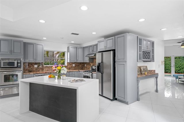 1900 Pizarro St, Coral Gables, FL 33134