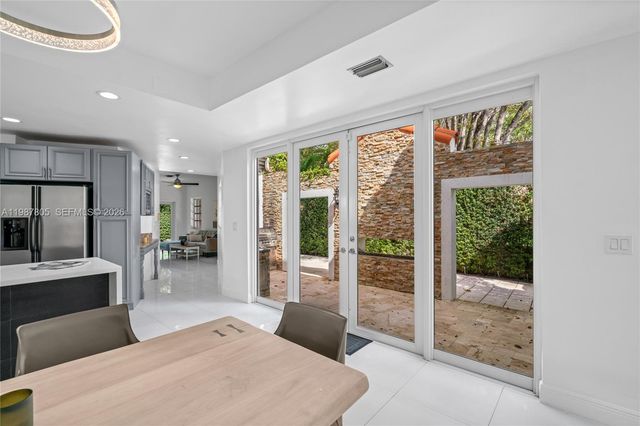 1900 Pizarro St, Coral Gables, FL 33134