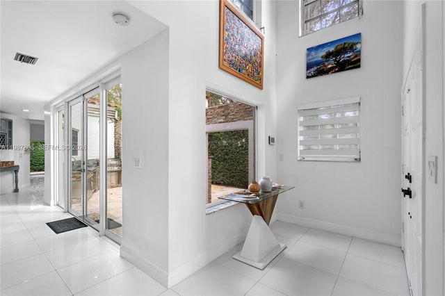 1900 Pizarro St, Coral Gables, FL 33134