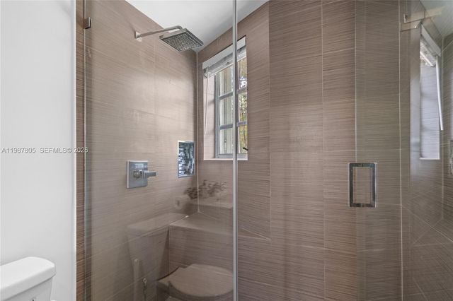 1900 Pizarro St, Coral Gables, FL 33134