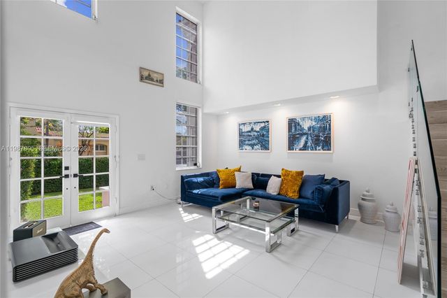 1900 Pizarro St, Coral Gables, FL 33134