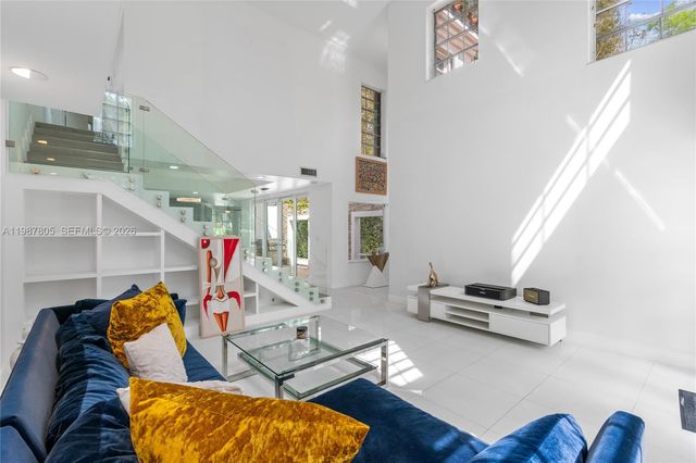 1900 Pizarro St, Coral Gables, FL 33134