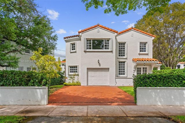 1900 Pizarro St, Coral Gables, FL 33134