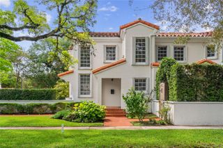 1900 Pizarro St, Coral Gables, FL 33134