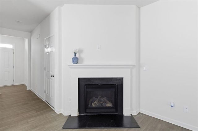 5515 Foxglove Way, Oakwood, GA 30566