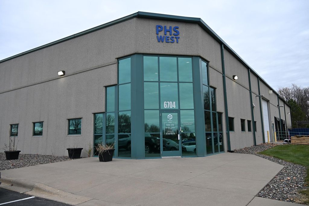6704 Bleck Drive, Rockford, MN 55373 — exterior