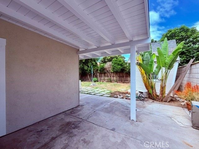 1817 Lave Avenue, Long Beach, CA 90815