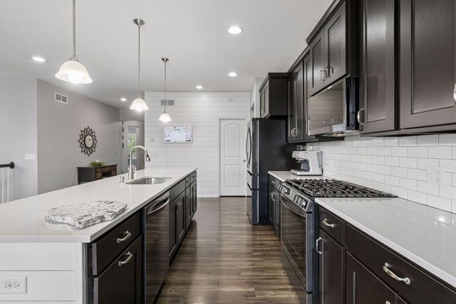 20890 Goodhue Way, Lakeville, MN 55044