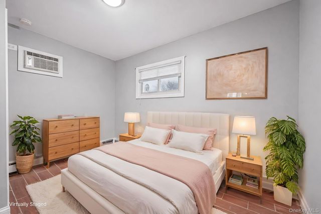 27 Mallard Road, Levittown, NY 11756