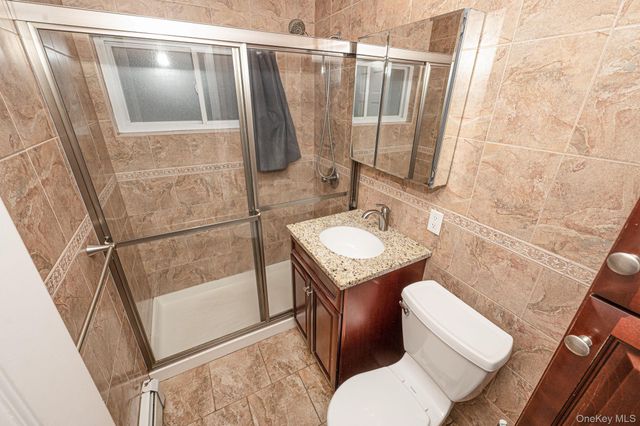 27 Mallard Road, Levittown, NY 11756