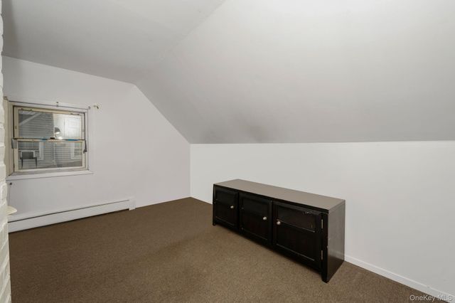 27 Mallard Road, Levittown, NY 11756