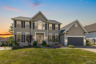 813 Rambling Pine Drive, St Charles, MO 63303