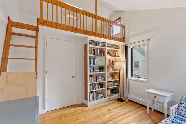 90 Summer St, Andover, MA 01810