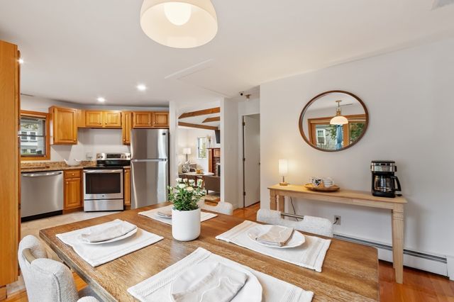 90 Summer St, Andover, MA 01810