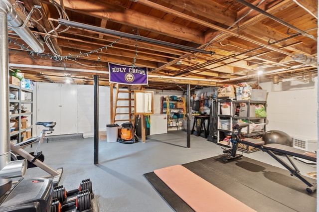 90 Summer St, Andover, MA 01810