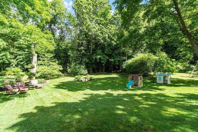 90 Summer St, Andover, MA 01810