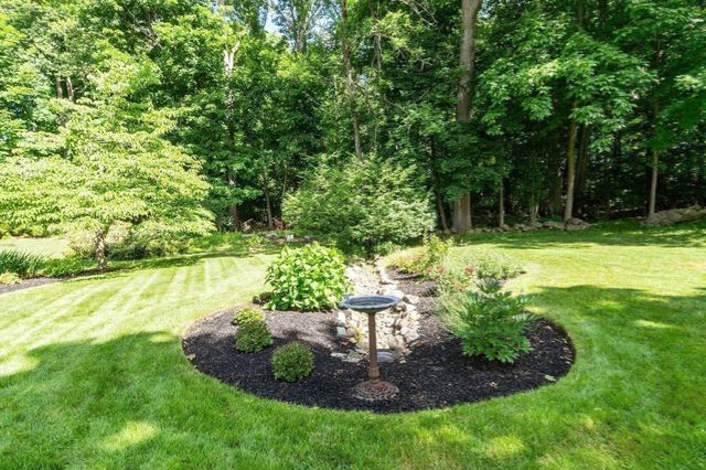 90 Summer St, Andover, MA 01810